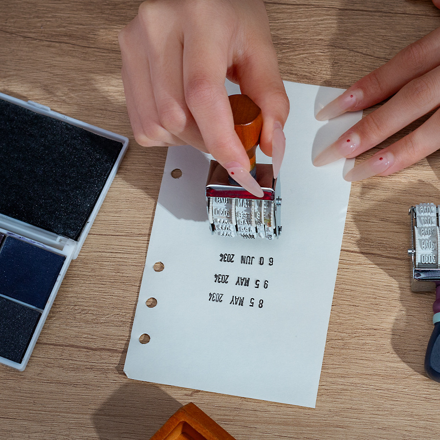 1 Buah Segel Tanggal Rol Kayu  - Rubber Date Stamp ulasan dan harga